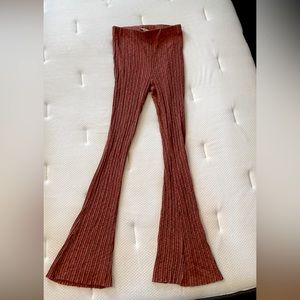 BELL BOTTOM WITH TEXTURE